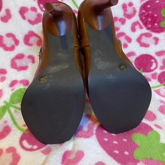 Gianni Bini Brown Boots Size 7 - Picture 3 of 10